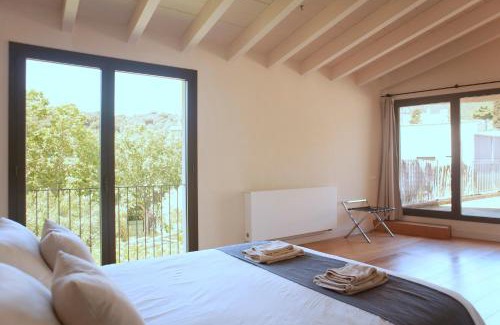 Alella House | Designer home with pool near beach and village