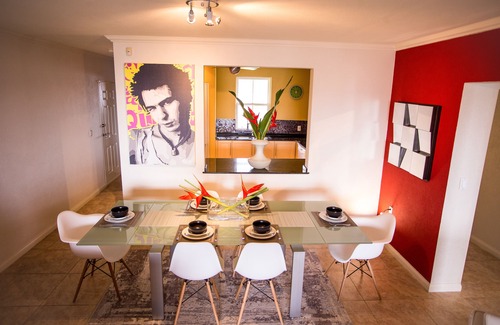 Durants Apartment | Designer Penthouse - Amazing Views & Location
