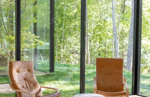 Henrico House | Designer's Glass Lakehouse