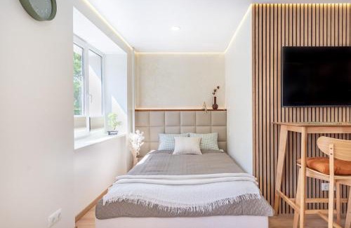 Parnu Apartment | Designer studio apartment in the heart of the city - free parking!