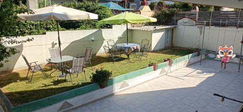 Nea Michaniona Apartment | DESPOINA APARTMENT with garden