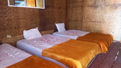 Sekotong Barat Cabin | Dessert Point Bungalow