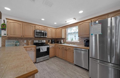 Clipper Cove House | DESTIN BEACH PARADISE! LARGE PRIVATE POOL, AMAZING BEACHES AND GOLF CART DEALS!