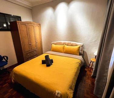 Richmond Hill House | Destiny Guesthouse Kuching Near Airport 4pm checkout