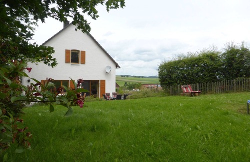 Diemelsee House | Detached and spacious house with large garden