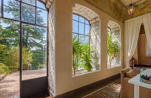 Aggregazione Rionale 4 House | Detached apartment in period villa in century-old park at Sacromonte