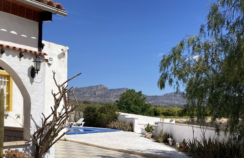 Los Vives House | Detached finca with swimming pool in nature