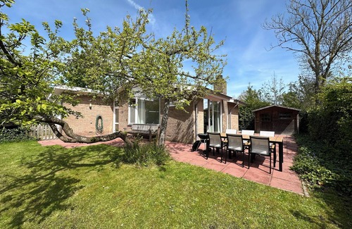 Scharendijke House | Detached holiday home on the North Sea and Grevelingen Sea on approx. 750 sqm of land