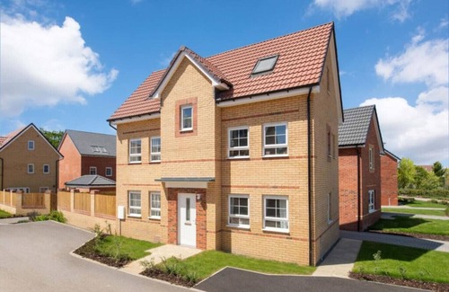Milton Keynes House | Detached House Driveway Parking Fast WiFi SmartTV