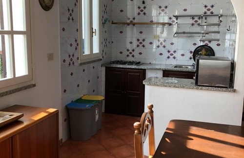 Calasetta House | Detached house on several levels near the sea