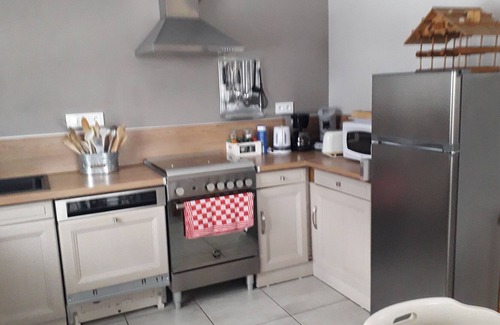 Bellefontaine House | Detached house sleeps 6 3 bedrooms / 2 shower rooms near resorts