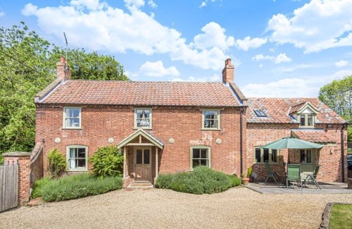 Fakenham House | Detached Listed Grade 2 House with enclosed walled garden