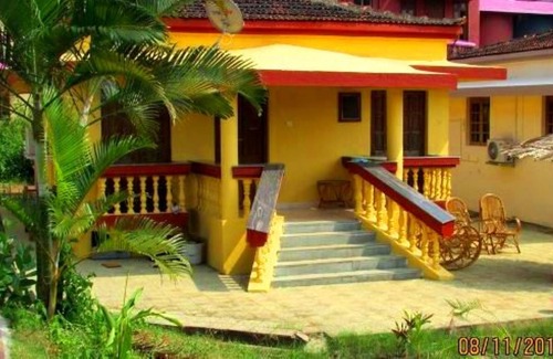 Varca House | Detached, Poolside Bungalow, Only 300 M From The Beach