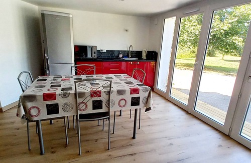 La Ferriere House | Detached T2 in a house with pond and swimming pool, pets welcome.