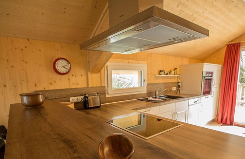 Untergreutschach Ski Chalet | Detached wooden chalet in Bad St. Leonhard / Carinthia with sauna near ski area