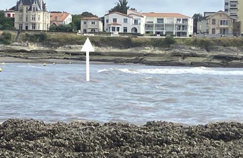 Pontaillac Villa | Devant la mer, ROYAN plage de PONTAILLAC, 4chambres 2 à 8 personnes