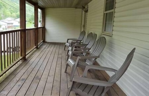 Newtown House | Devil Anse ATV Lodging