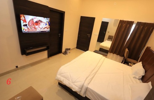 Ujjain House | Devlok Homestay