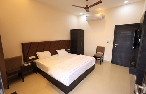 Ujjain House | Devlok Homestay