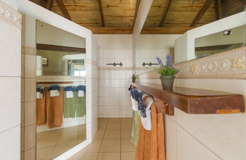 Tagaqe Hotel | deVos - The Private Residence