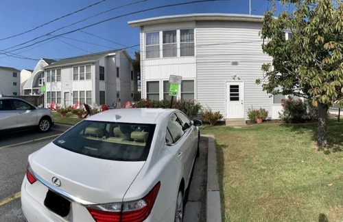 Dewey Beach Condo | DeweyBeach 2BR Ground Floor Condo. Family-Friendly, quiet, clean, walk to beach!