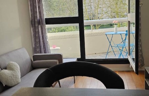 Front de Lac Bed & Breakfast | Diamond Room - 2O min to Paris