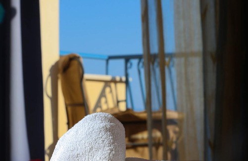 Leivathos Apartment | Diana Studios & apartments Enjoy an alluring beach and impeccable services