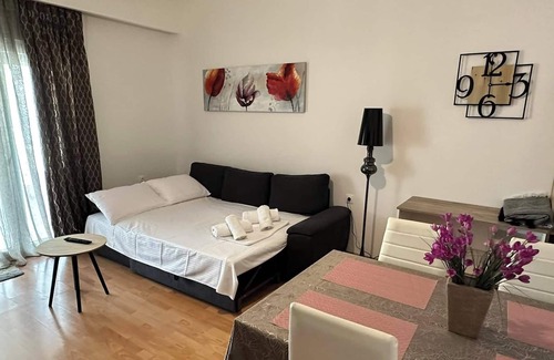 Alexandroupoli Apartment | Didi's House is located in the center of the city of Alexandroupoli.