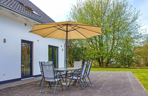 Tarnewitz Apartment | Die Ferienwohnung Pierre 01 ist Eine 3-zimmer-erdgeschoßwohnung für bis zu 4 Per