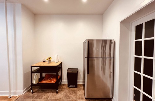 Bedford-Stuyvesant House | Digital Nomad; Duplex, Washer & Dryer in Unit; MTR