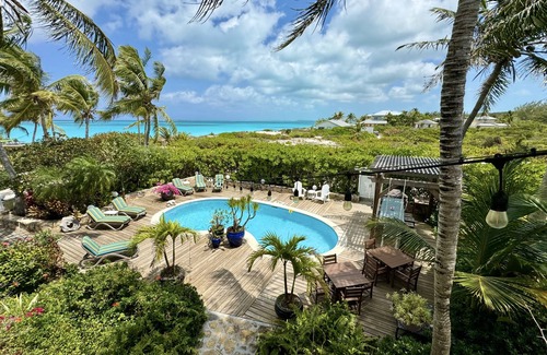 Jimmy Hill House | DILLYCRAB BEACH HOUSE: PICKLEBALL COURT/Pingpong/Pool table/Ocean TREEHOUSE deck