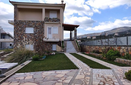 Kymi-Aliveri Villa | Dimitris Vaso’s Villa With Sea And Mountain View
