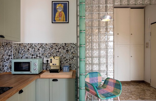 Saragozza-Porto Apartment | DiMondi House - Your home enclosed by the hills and the porch of St. Luke's