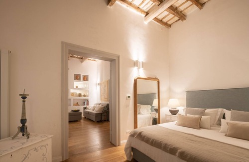 Trapani City Centre Apartment | "Dimora Botteghelle" - Suite 100 sqm