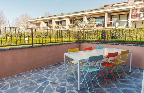 Sirmione Apartment | Dimora dei Colori - Italian Homing