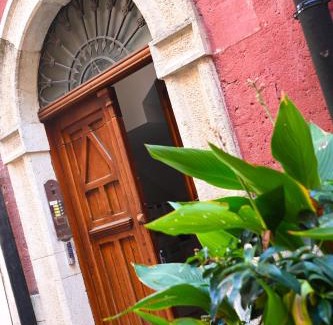 Gravina in Puglia Apartment | Dimora Notar Domenico -GRAVINA IN PUGLIA-