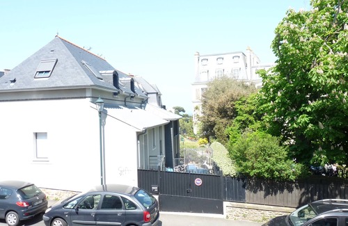 Dinard Apartment | DINARD BEACH MIMOSAS