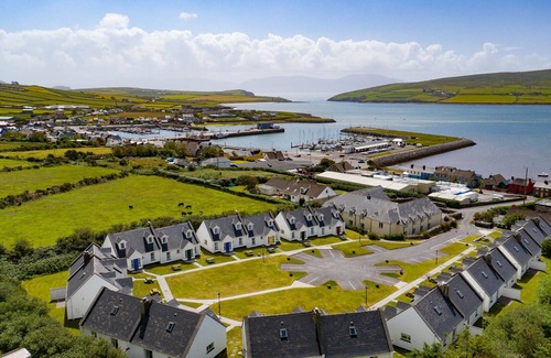 Dingle House | Dingle Harbour Cottages (3 Bed - Sleeps 7)