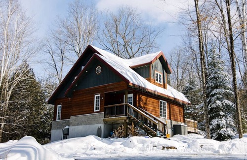 Eagle Lake Ski Chalet | "Dingle Run Lodge" at Sir Sam's (hot tub/sauna)
