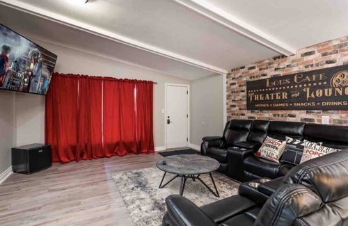 Lansing House | Dinner and a Movie | 2 BR & 1 BA | Lansing Home