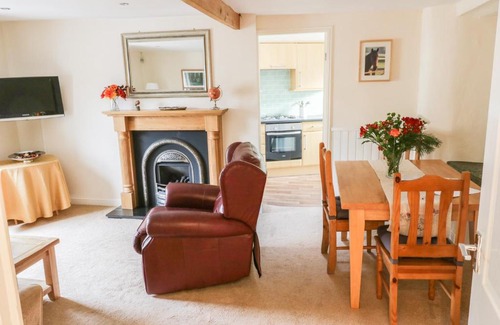 Giggleswick Apartment | Dinsdale House, Settle