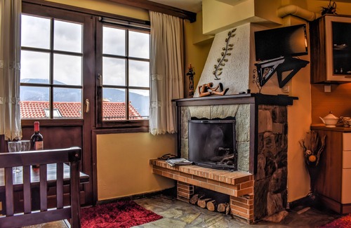 Arachova Apartment | Dio Cosy Apartment in Arachova
