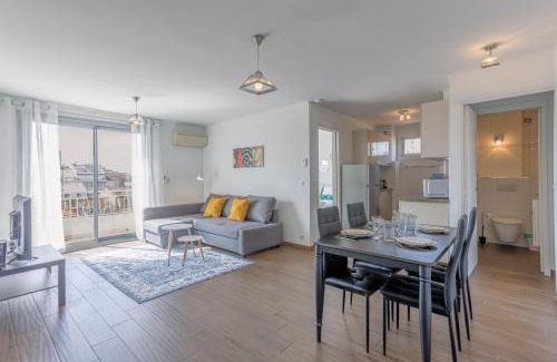 Prado - Republique Apartment | Diplomate - 2 chambres, 15mn du Palais, charmant, balcon, clim
