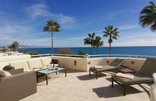 Buenas Noches Apartment | Direct access to the beach, pool, panoramic view, 100sqm terrace