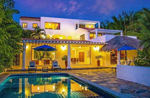 Santa Maria Huatulco Villa | Direct Beach Access in Gated Neighborhood