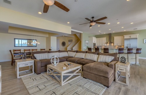 Indian Shores House | Direct Beach Front - Pool Home - 6 Bedrooms - 4.5 Bath