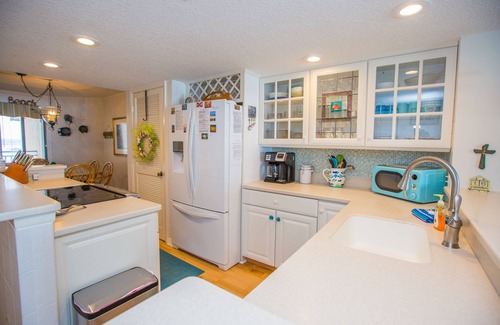 Crescent Beach Condo | Direct beachfront at Crescent Beach, Atlantic Ocean , Matanzas River