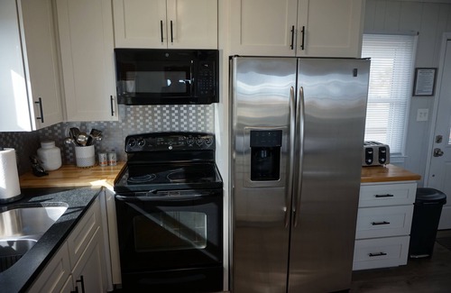 Wilmington Beach Cottage | Direct Oceanfront 3 bedroom rustic beach cottage. Great beach memories!
