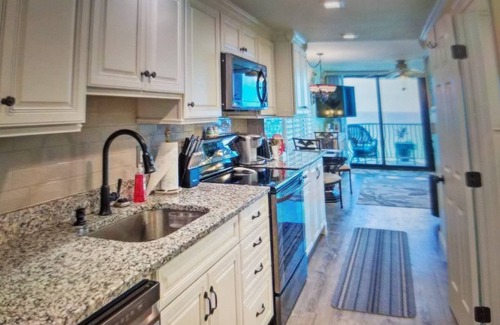Myrtle Beach Resort | Direct Oceanfront- Palms resort