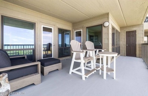 Vilano Beach Condo | Direct Oceanfront Seaside Retreat Close to Vilano. St Augustine, Amazing Views